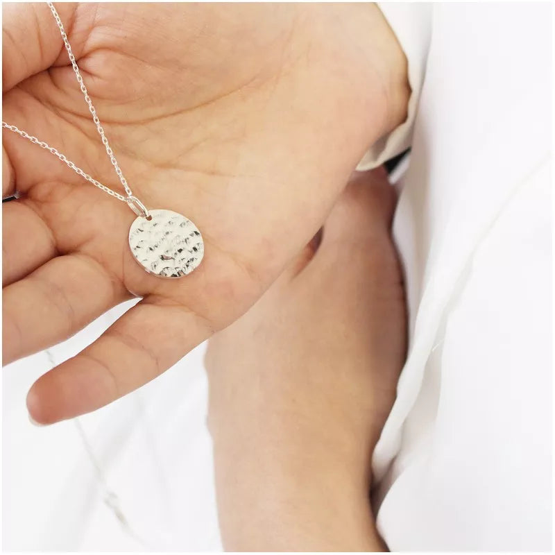 Collier femme personnalisé Médaille martelé Plaqué or Argent