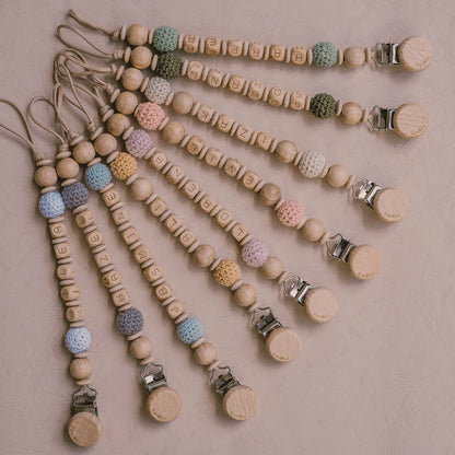 Attache tétine personnalisée - Modèle Hêtre & crochet