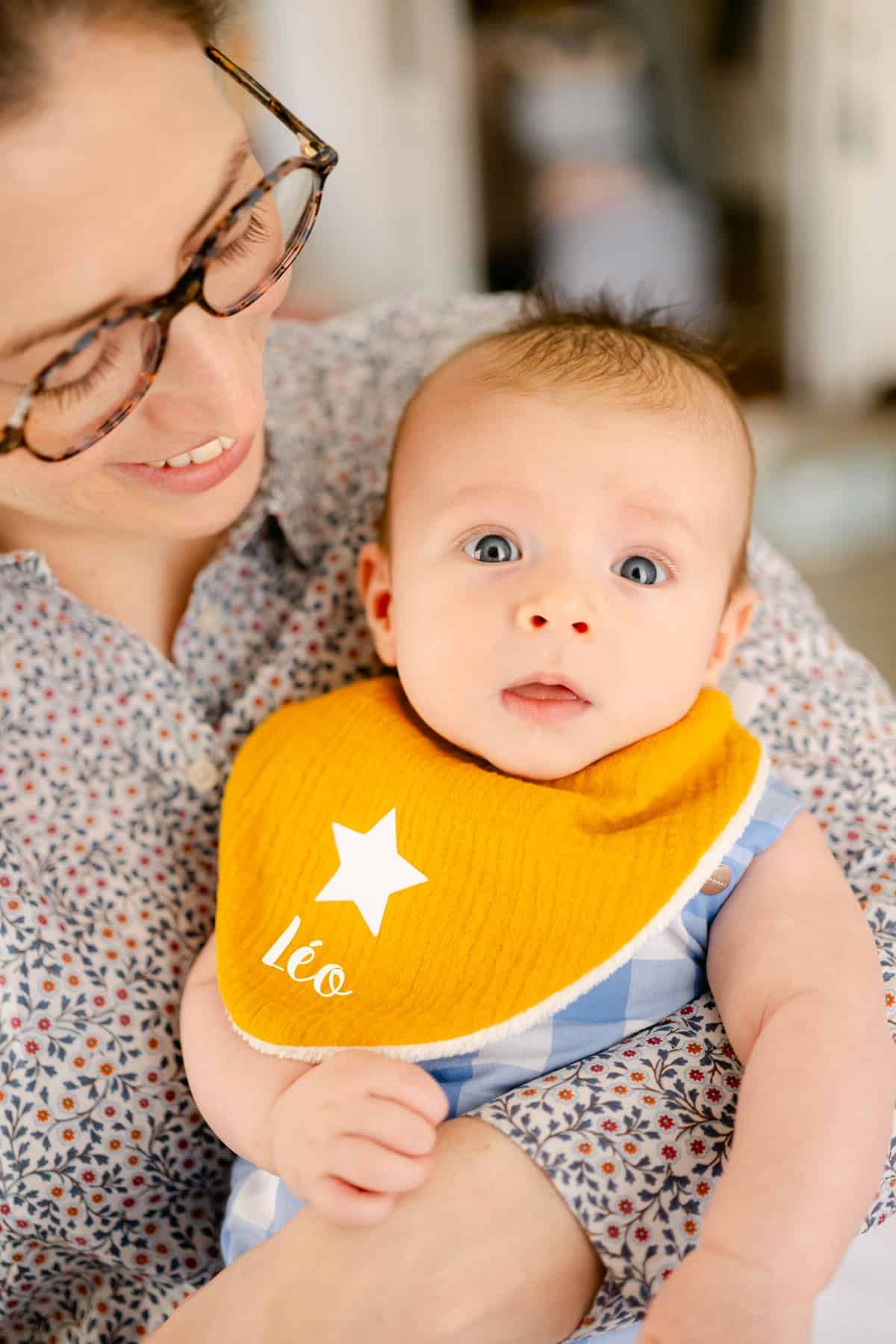 Bavoir bandana personnalisé double gaze de coton