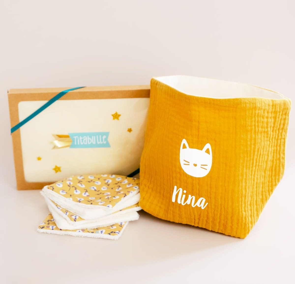 Personalized basket + Reusable wipes