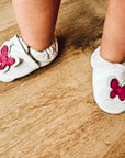 Chaussons bébé personnalisés en cuir souple - Modèle Papillon