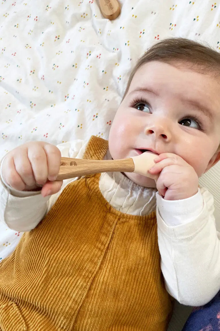 Cuillère bébé en bois personnalisée avec prénom