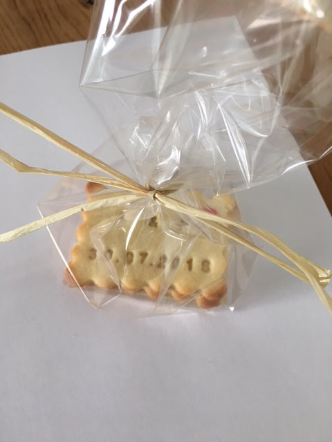 Personalized birth cookie